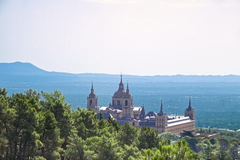 Escorial i Dolina Poległych: 5-godzinna wycieczka z MadrytuEscorial i Dolina Poległych z biletami wstępu