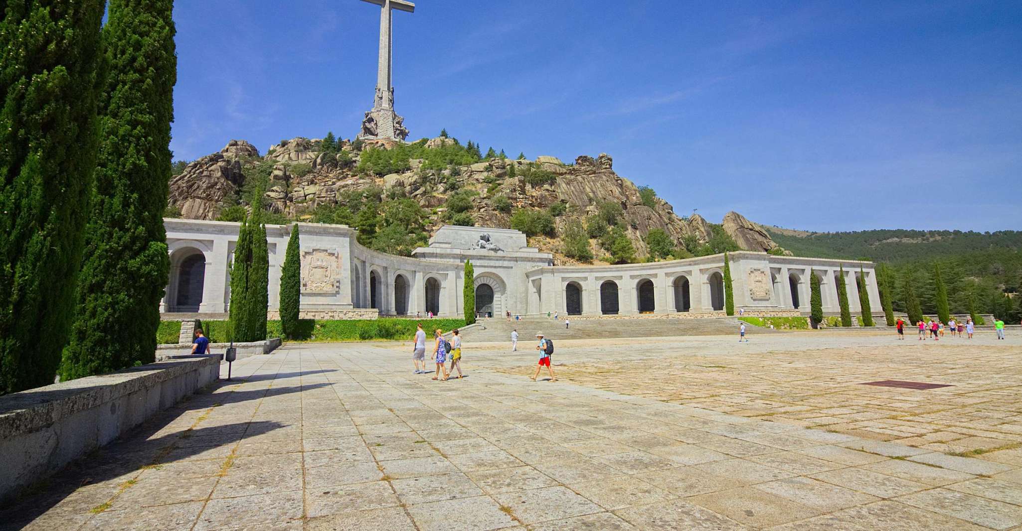 From Madrid, El Escorial and Valley's Basilica Half Day Tour - Housity