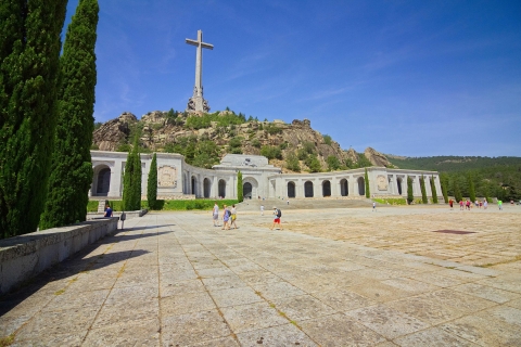 El Escorial y Valle de los Caídos: tour de 5h desde MadridEl Escorial y Valle de los Caídos con entradas