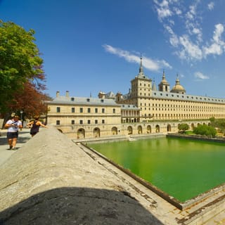 El Escorial and Valley Tour with Toledo or Segovia option