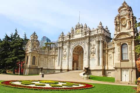 dolmabahce palace skiptheline ticket and audio guide