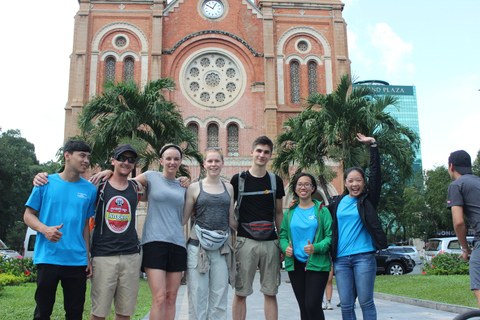 Saigon: Private Ho-Chi-Minh-Stadt-Halbtagestour mit dem AutoSaigon: Private Ho-Chi-Minh-Stadt-Halbtagestour mit Auto