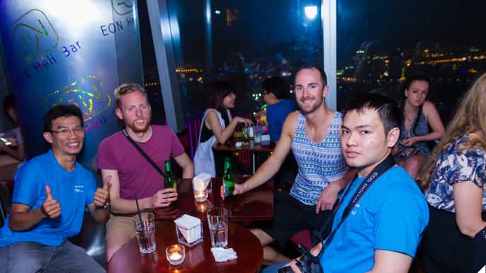 bitexco financial tower and dinner on a boat tour