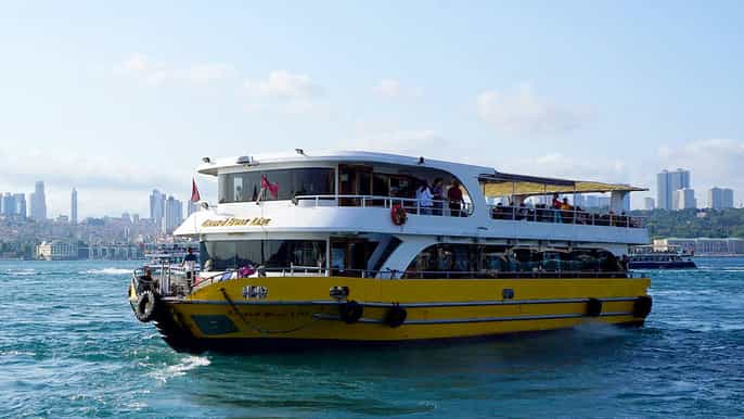 istanbul tour nel corno doro e sul bosforo con audioguida