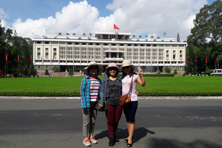 Saigon: Private Ho-Chi-Minh-Stadt-Halbtagestour mit dem AutoSaigon: Private Ho-Chi-Minh-Stadt-Halbtagestour mit Auto