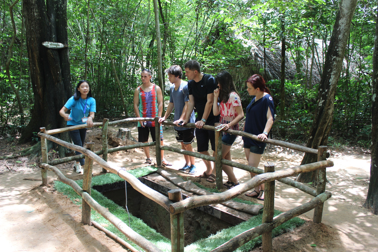 Ciudad Ho Chi Minh: túneles privados de Cu Chi y templo Cao Dai