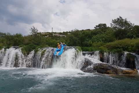 Zrmanja: 5-Hour Canoe or Kayak Trip in Kaštel Žegarski