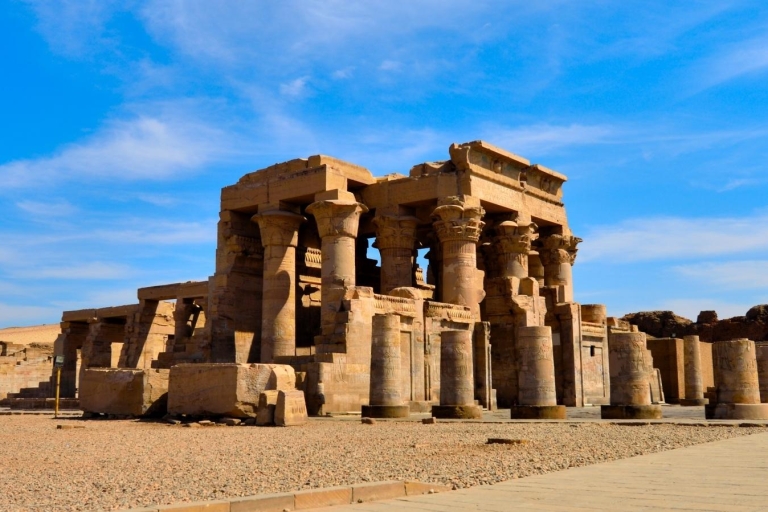 From Luxor: Private Day Trip to Edfu and Kom Ombo Private Tour with Return Luxor Drop-Off without Entrance Fee