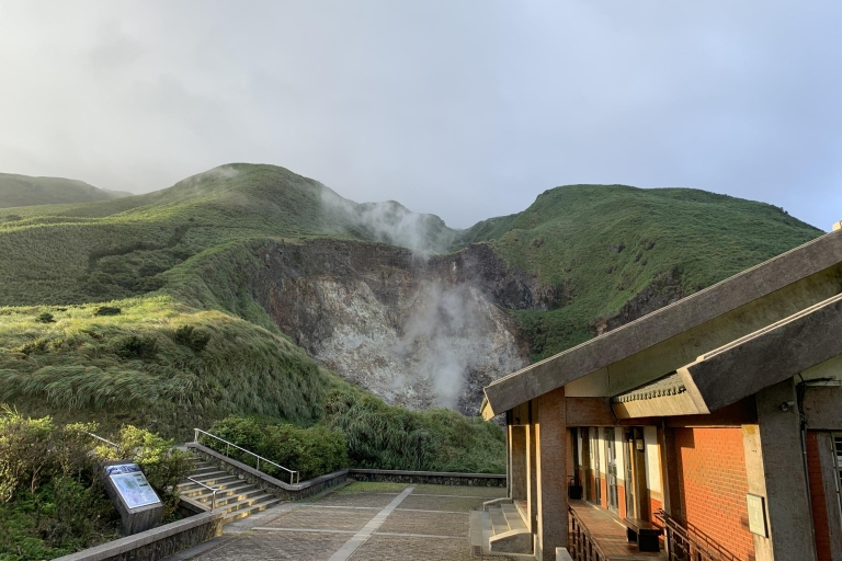 From Taipei: Private Yangmingshan Volcano and Nature Tour Private Yangmingshan Volcano Tour