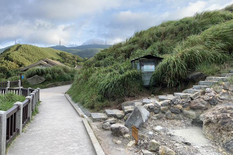 Van Taipei: privétour Yangmingshan-vulkaan en natuurPrivé Yangmingshan-vulkaantour