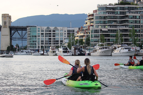 3-godzinny kajak w Vancouver z kawą na plażyKajak jednoosobowy