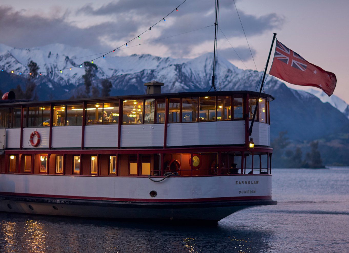 Queenstown: TSS Earnslaw Cruise & Walter Peak m/ gourmet BBQ