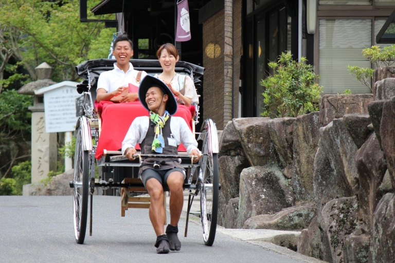 Miyajima: Private Rickshaw Tour to Itsukushima Shrine Introductory 45-minute Tour