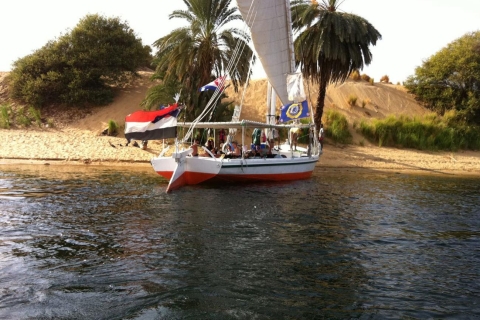 Luxor: Half Day Motor Boat Ride with Banana Island Visit Private 1-Hour Boat Ride and Banana Island Visit