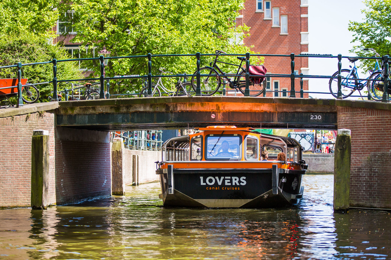 Amsterdam: rejs półotwartą łodzią po kanałach miastaAmsterdam: rejs półodkrytą łodzią po kanałach miasta