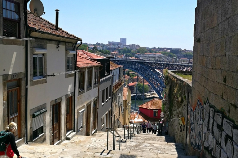 Porto: 3-godzinna wycieczka segwayem z przewodnikiem3-godzinna wycieczka ogólnodostępna w języku hiszpańskim