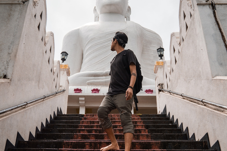 Entdecke die Magie Sri Lankas in 7 Tagen - 4 Sterne Hotels inklusive.Entdecke die Magie Sri Lankas in 7 Tagen - 4-Sterne-Hotelaufenthalte