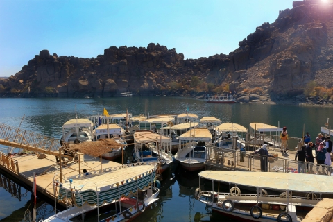 Van Aswan: Philae Temple & Motorboat Tour naar Nubian Village