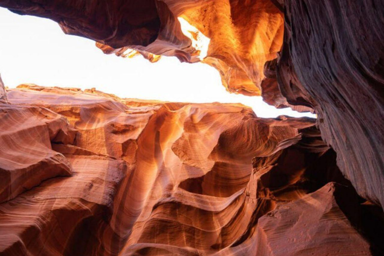 Page: Antelope Canyon X Hiking Tour with Photo Tour Option 3 Hour Photo Tour with Camera, Tripod, and 1 Camera Bag