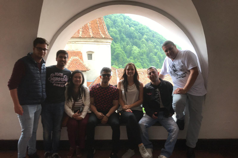 Viagem diurna aos três castelos na Transilvânia saindo de Bucareste