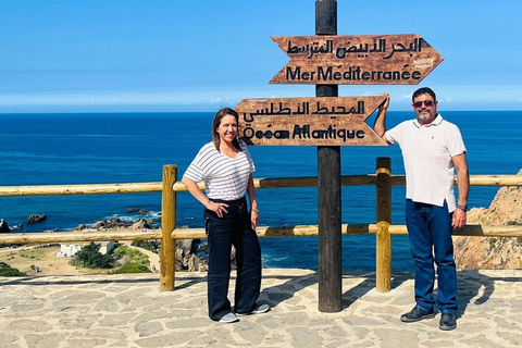 Tour privato di Tangeri da Estepona, con cammello e pranzo