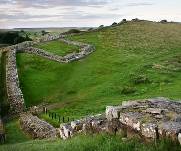 Hadrian's Wall: 4.5-Hour Guided Tour