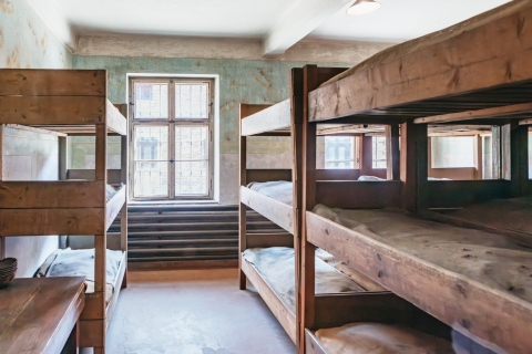 Desde Cracovia: Excursión guiada a Auschwitz-Birkenau y opciones de recogidaVisita guiada por Alemania con recogida en el hotel