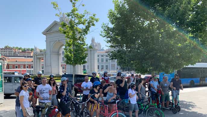 madrid literary quarter retiro park electric bike tour