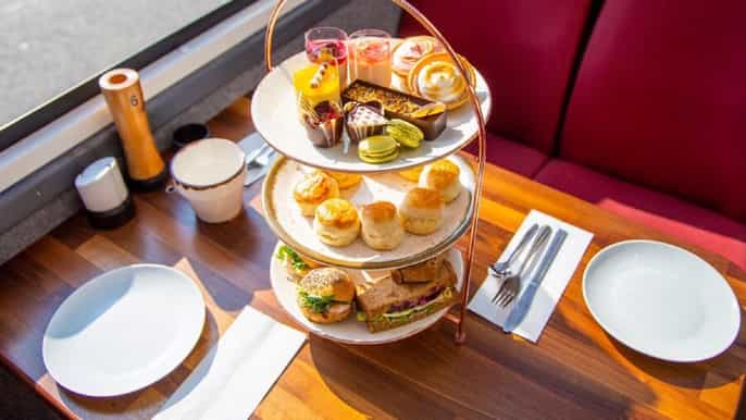 afternoon tea bus with panoramic tour of london