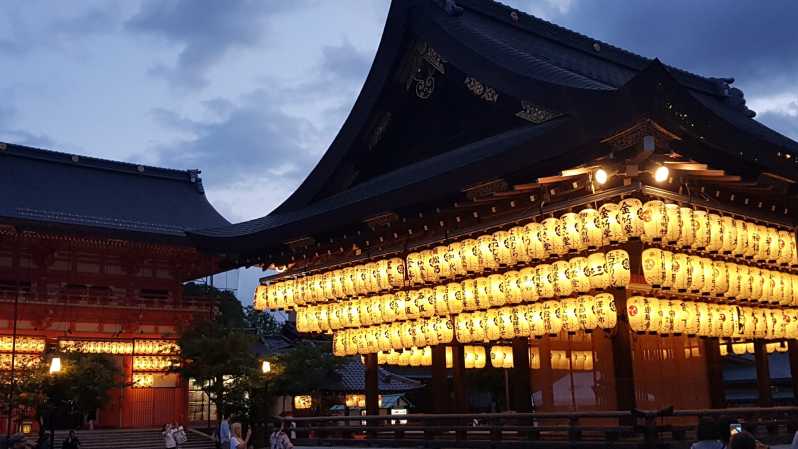 Kyoto: 3 uur durende all-inclusive tour in de wijk Gion, inclusief eten & cultuur
