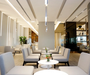 Suvarnabhumi Airport: 3-Hour Miracle Lounge Access