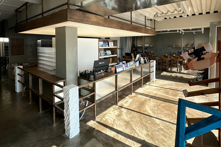 Busan: K-Surf Lesson in Songjeong Beach for All Levels 2H Lesson, Beginner & advanced (Free surfing until sunset)