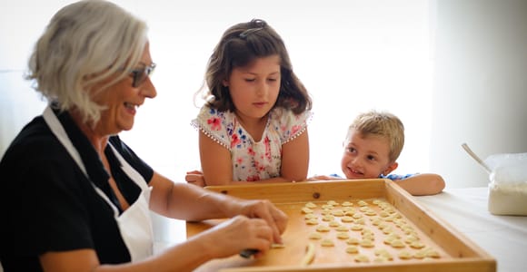 Bari: Private Pasta-Making Class at a Local&#39;s Home