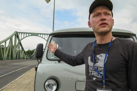 Potsdam: Stadtrundfahrt in einem sowjetischen MinibusPotsdam: Private Tour in sowjetischen Minibus auf Englisch