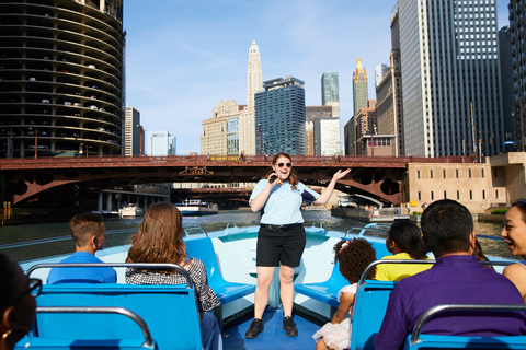 Chicago: Narrated Sightseeing River and Lake Cruise Priority Boarding