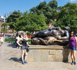 Botero Plaza: Tours and Guided Visits