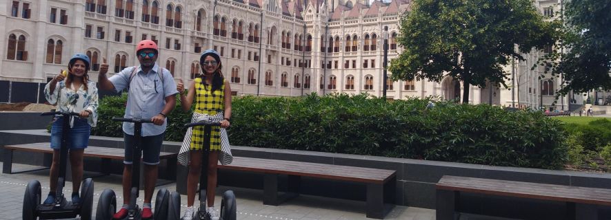 Budapest: Live-Guided Castle District Segway Tour
