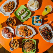 Singapore Stories Food Tour with 12+ Tastings Singapore Stories Food Tour with 12+ Tastings