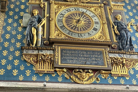 Notre Dame Paris Cathedral Early Access Guided Walking Tour