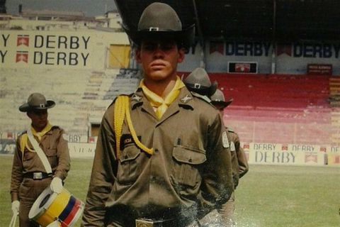 Medellín : visite d'une journée complète sur les traces de Pablo Escobar avec Carlos, l'ancien policierMedellín : visite guidée d'une journée complète sur les traces de Pabl