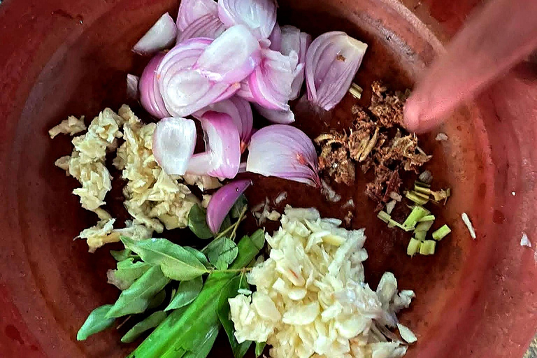 Kandy: Traditional Sri Lanka Cooking Class Held in a Village Kandy Cooking Program