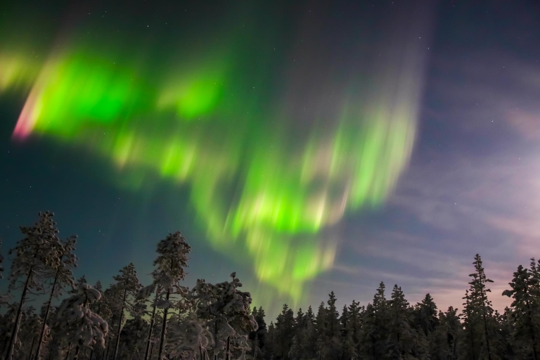 De Rovaniemi: glace flottant sous les aurores boréales