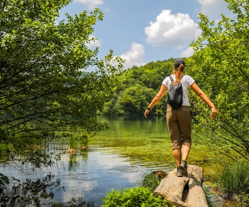 Zadar: Plitvice Lakes Full-Day Guided Tour with a Boat Ride