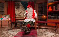 Besuch in Santa's Village und Snowmobiling auf der Rentier Farm - Hizvo