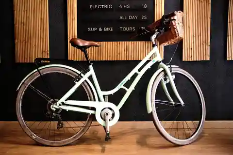 Alicante : Location de vélos en ville à la journée.