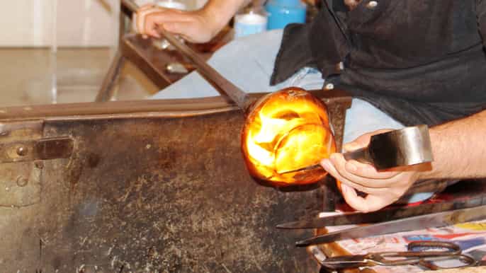 venice the ancient art of glass blowing group tour