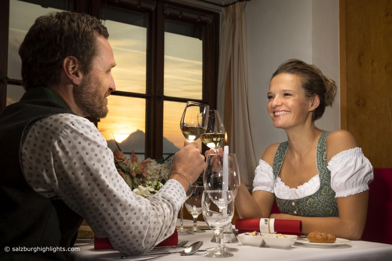 Salzburgerland: Marine, Dinner & Concert FortressSalzburg: cruise-, diner- en fortkaartjes