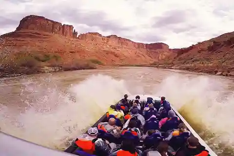Moab: 1-Hour Colorado River Speed Boat Tour