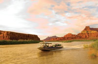 Moab, Colorado River Sunset Boat Tour con cena opcional - Housity
