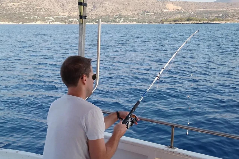 Chania: Angelausflug mit Frühstück und SchwimmenChania: Fischerbootfahrt mit Frühstück und Bademöglichkeit